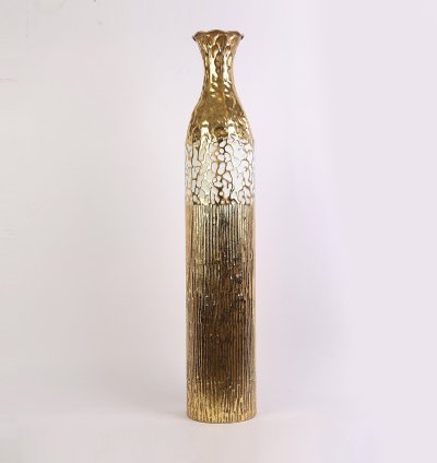 فازة أرضي معدن