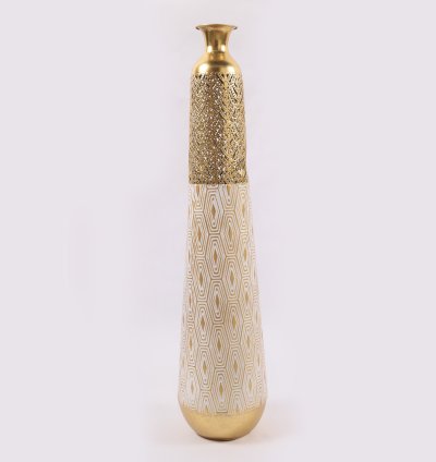 فازة ديكورية فاخرة باللون الذهبي والأبيض بدون ورد