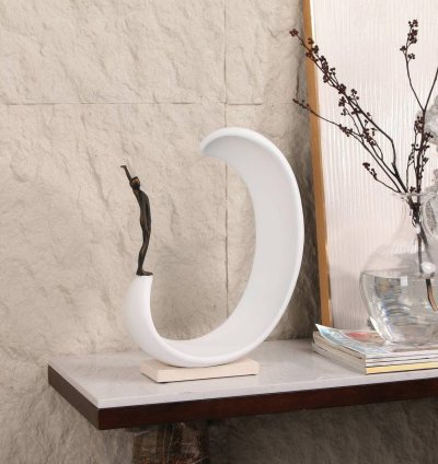 تمثال ديكور فني