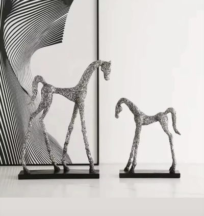 تمثال حصانين ديكور قطعتين