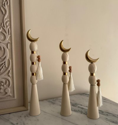 Elegant crescent moon Decor