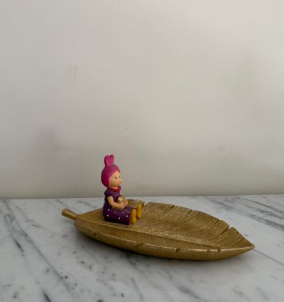 طبق ديكور ورقة ذهبية