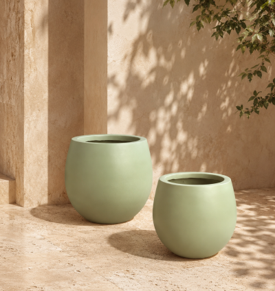 Luna Fiberglass Planter